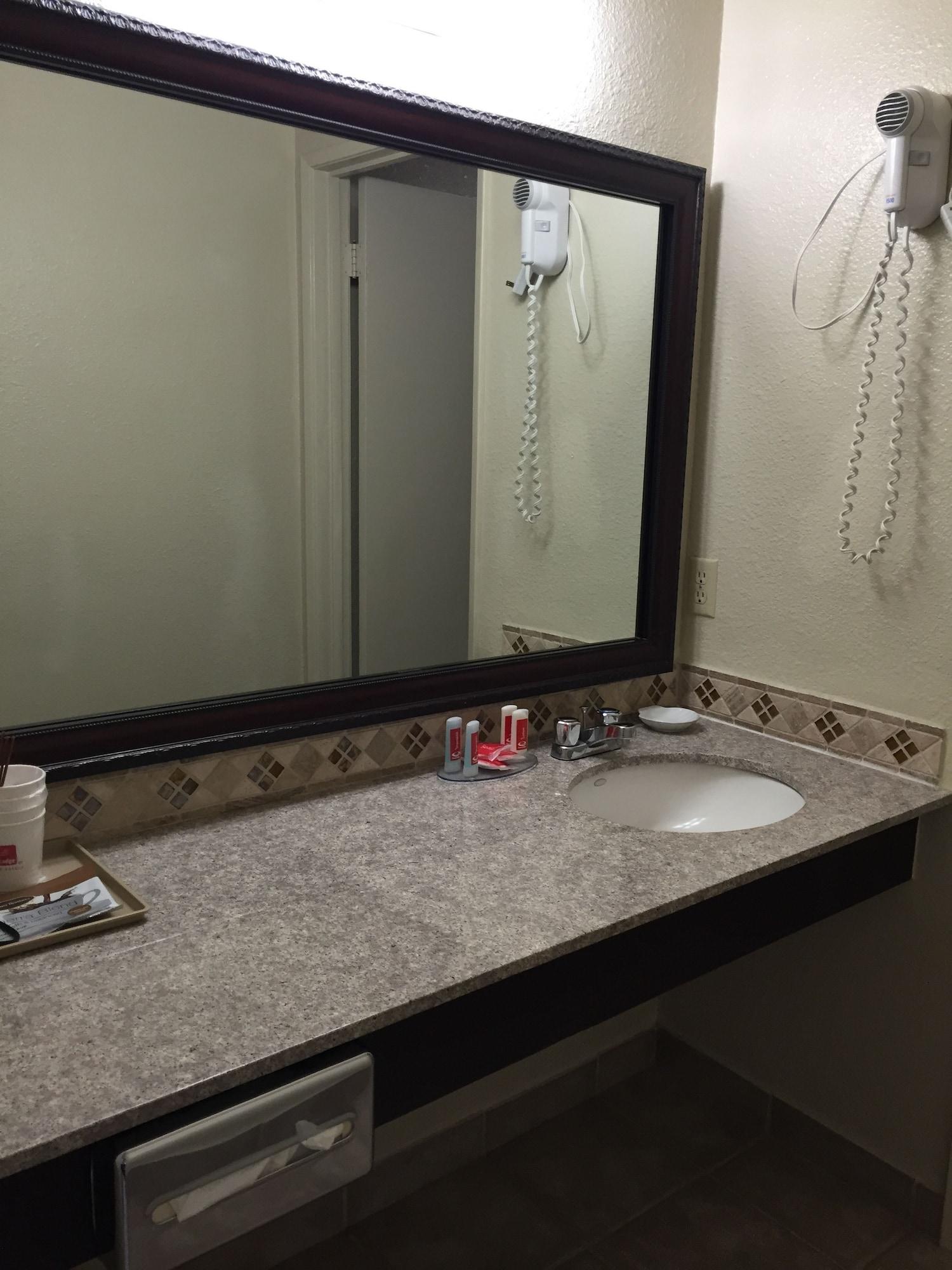 Days Inn By Wyndham Ridgecrest Near China Lake Naval Station Ngoại thất bức ảnh