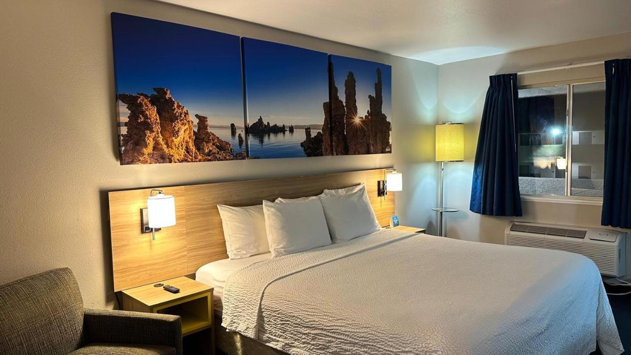 Days Inn By Wyndham Ridgecrest Near China Lake Naval Station Ngoại thất bức ảnh