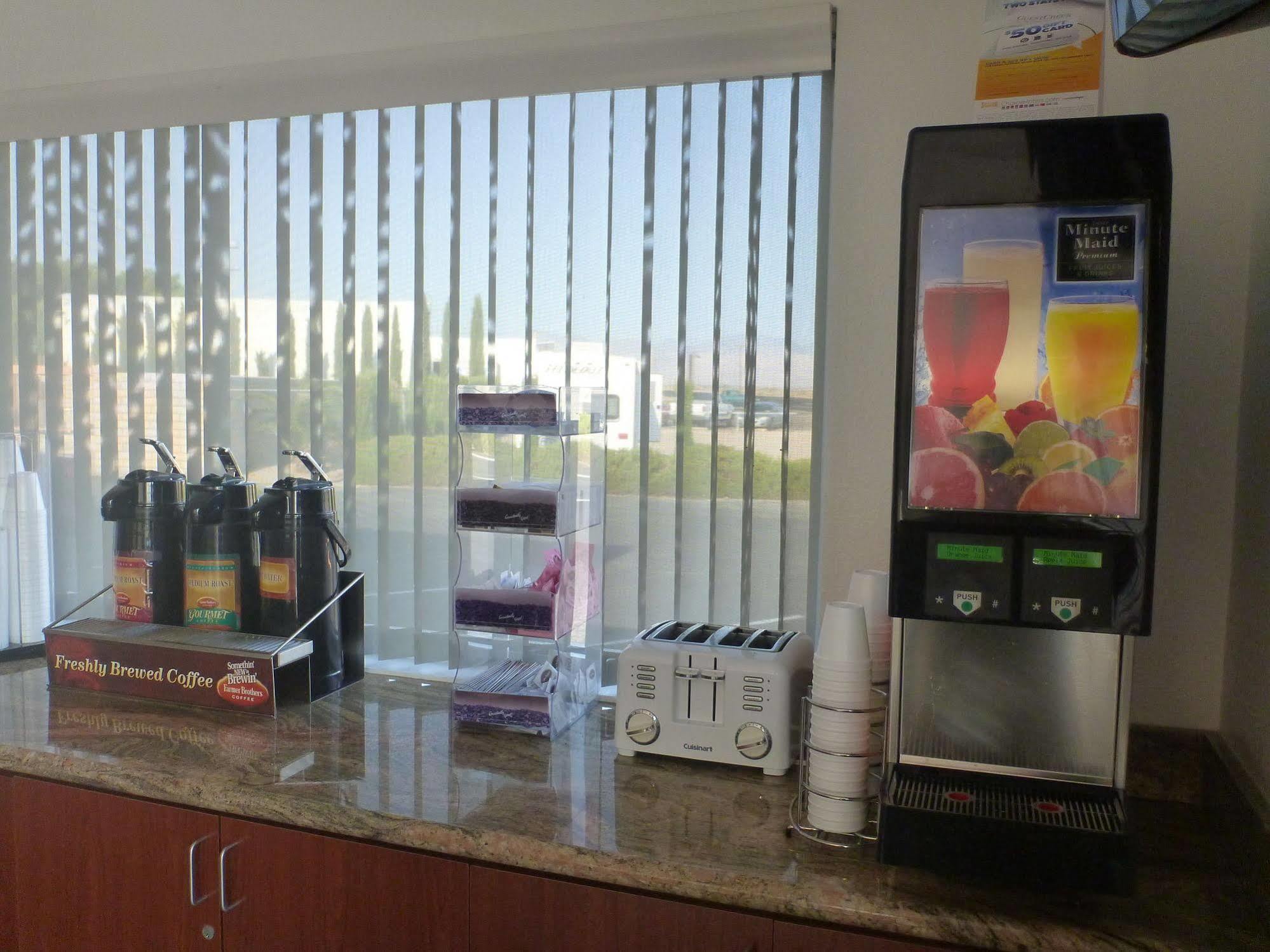 Days Inn By Wyndham Ridgecrest Near China Lake Naval Station Ngoại thất bức ảnh